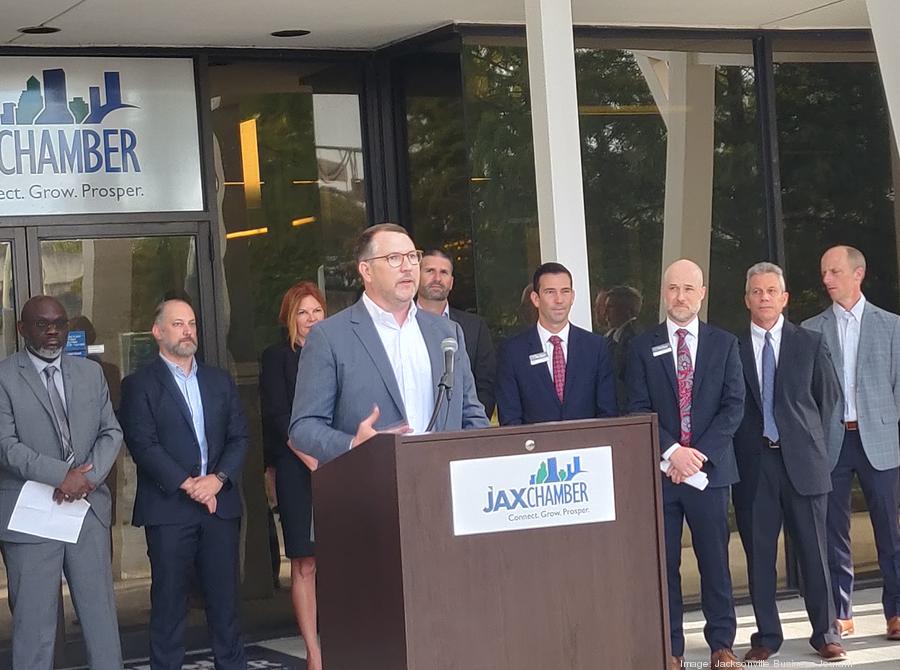 Image of Nymbus Chairman and CEO Jeffery Kendall during the announcement that the company is moving its headquarters to Jacksonville.